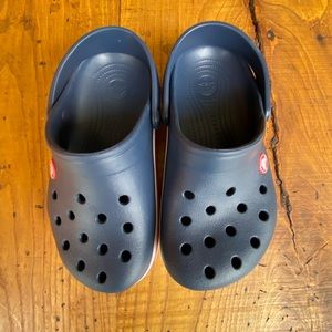 CROCS/Navy Blue W/ Red and White Sole/ Kids Size J2